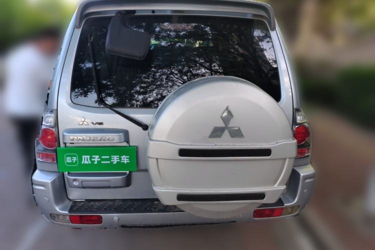 Used Mitsubishi Pajero 2011 V73 3.0L MT GL Rear