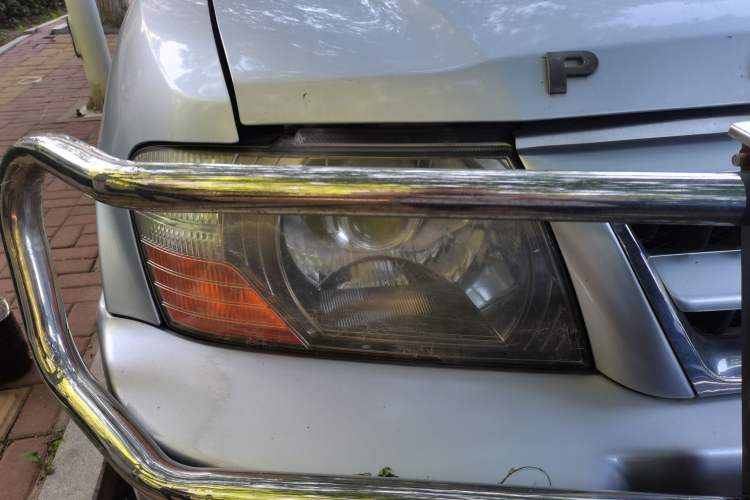 Used Mitsubishi Pajero 2011 V73 3.0L MT GL Right Front Headlight