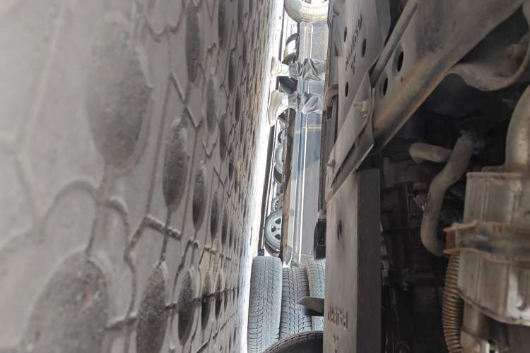 Used Mitsubishi Pajero 2011 V73 3.0L MT GL Chassis Front Right