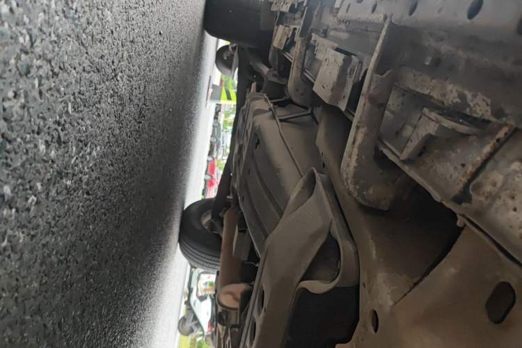 Used Mitsubishi Pajero 2011 V73 3.0L AT GLS Chassis Front Right