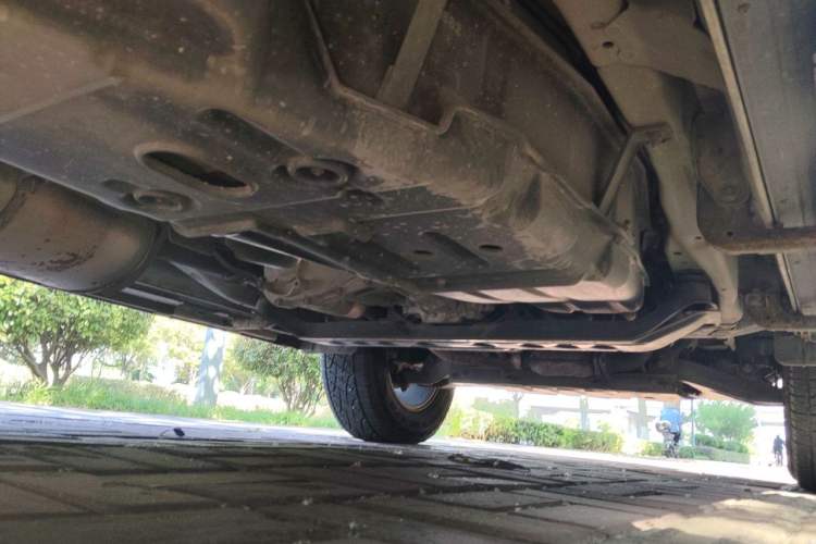 Used Mitsubishi Pajero 2011 3.0L Elite Edition Chassis Rear Right