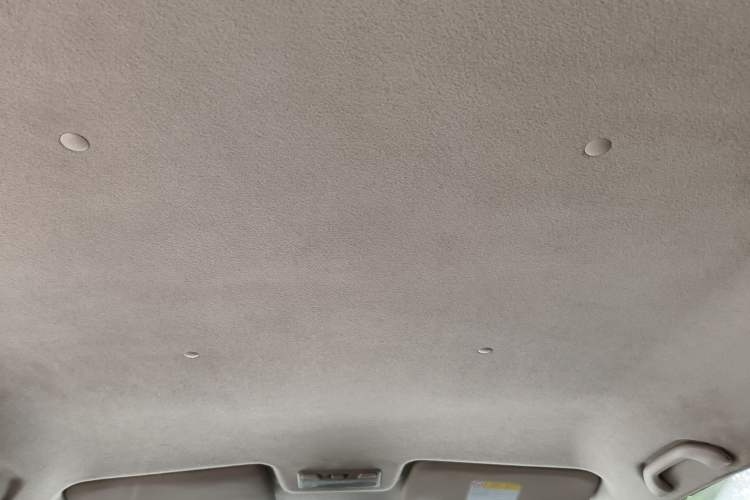 Used Mitsubishi Pajero 2011 V73 3.0L AT GLX Headliner