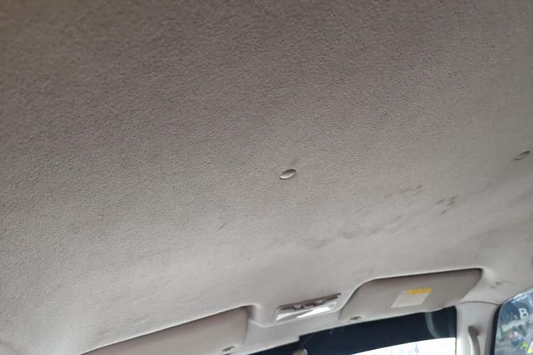 Used Mitsubishi Pajero 2011 V73 3.0L AT GLX Headliner
