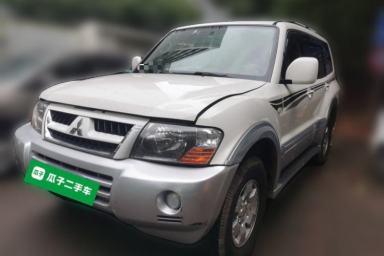 Used Mitsubishi Pajero 2011 V73 3.0L AT GLX