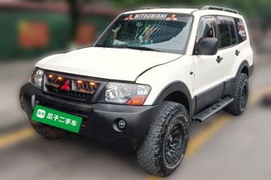 Used Mitsubishi Pajero 2011 V73 3.0L AT GLX
