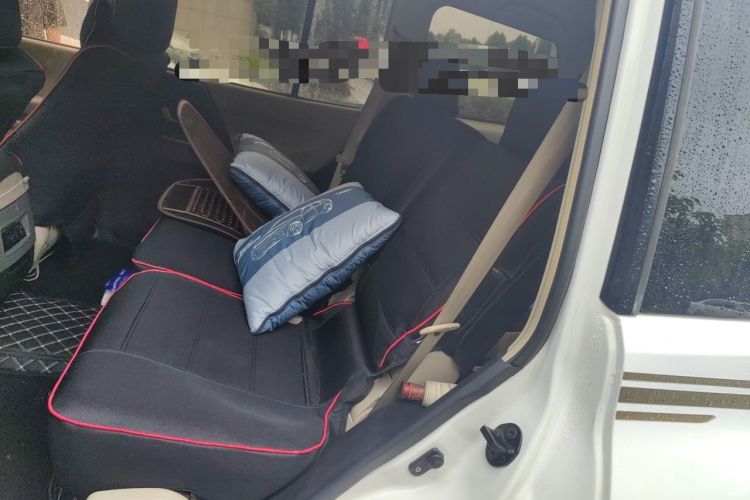 Used Mitsubishi Pajero 2011 V73 3.0L AT GLX Left Rear Seat