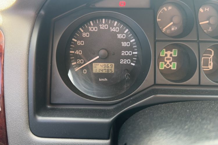 Used Mitsubishi Pajero 2011 V73 3.0L AT GLX Odometer Close Up