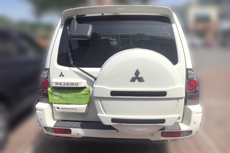 Used Mitsubishi Pajero 2011 V73 3.0L MT GL Rear