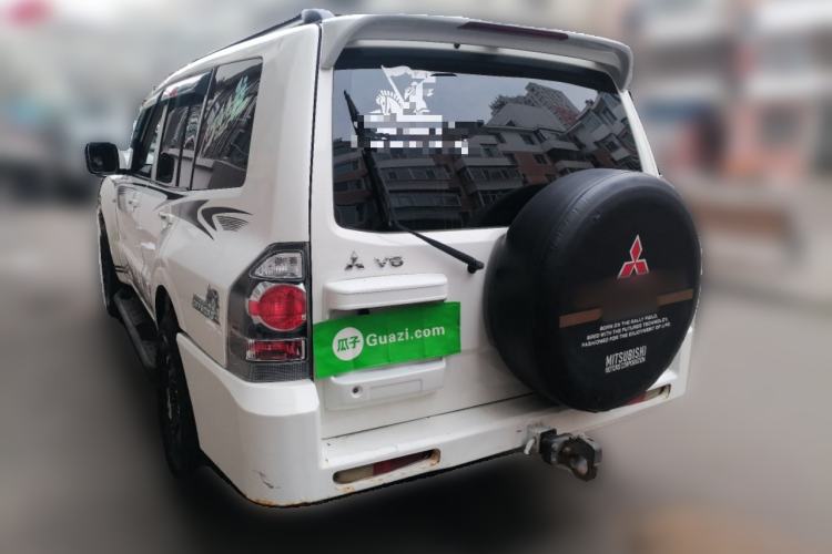 Used Mitsubishi Pajero 2011 V73 3.0L MT GL Rear Left 45 Deg