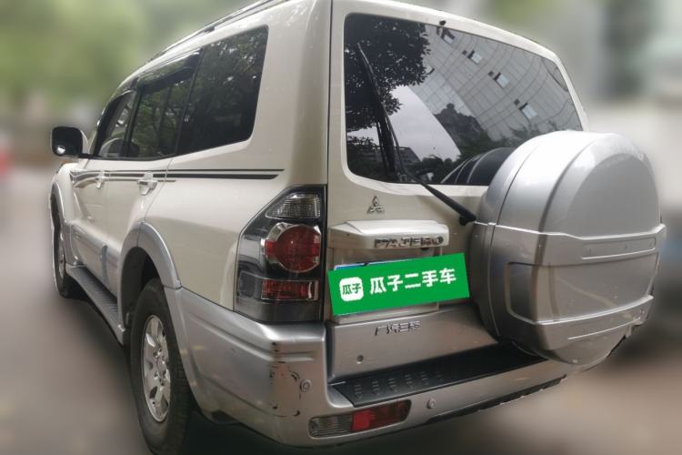 Used Mitsubishi Pajero 2011 V73 3.0L AT GLX Rear Left 45 Deg