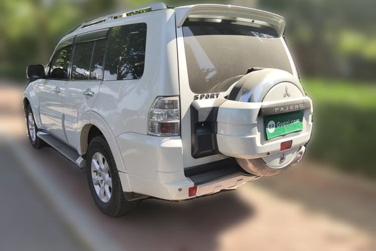 Used Mitsubishi Pajero 2011 3.0L Elite Edition Rear Left 45 Deg