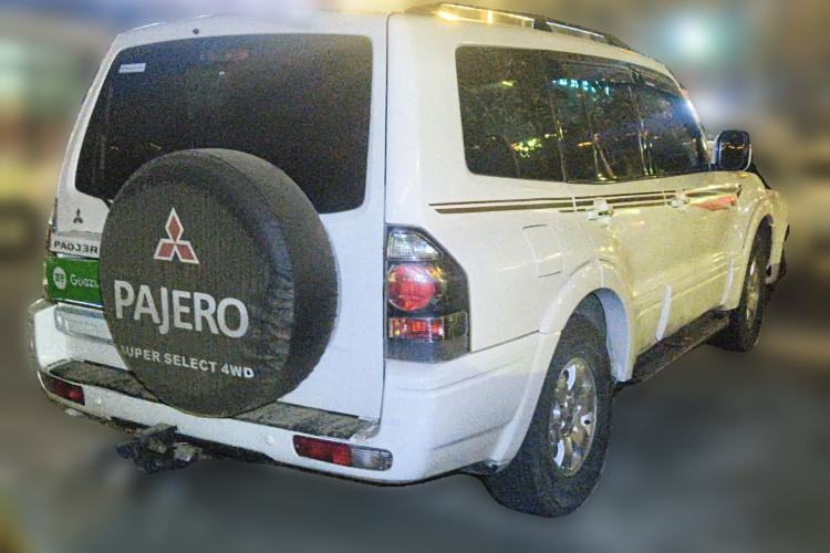 Used Mitsubishi Pajero 2011 V73 3.0L MT GL Rear Right 45 Deg