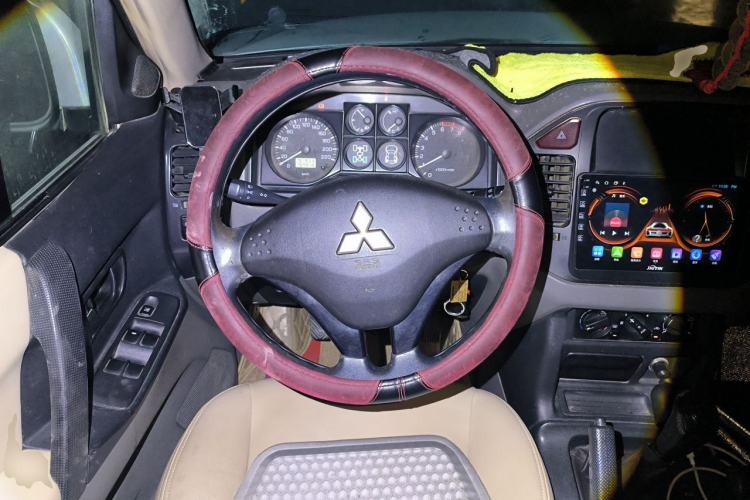 Used Mitsubishi Pajero 2011 V73 3.0L MT GL Steering Wheel