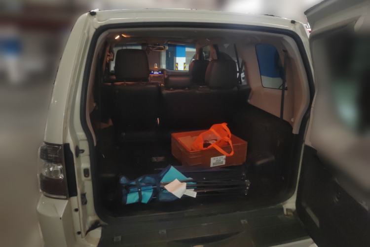 Used Mitsubishi Pajero 2011 3.0L Elite Edition Trunk