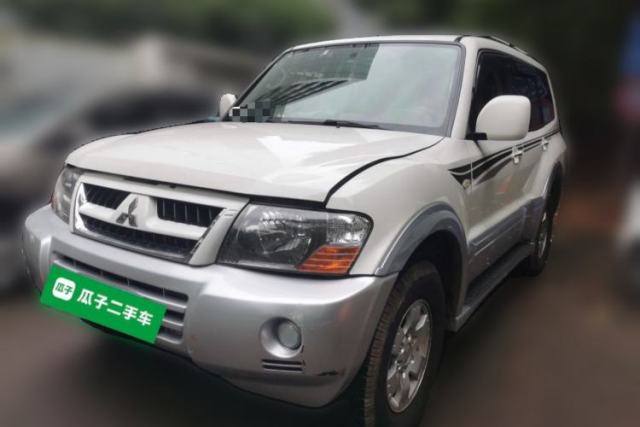Used Mitsubishi Pajero 2011 V73 3.0L AT GLX