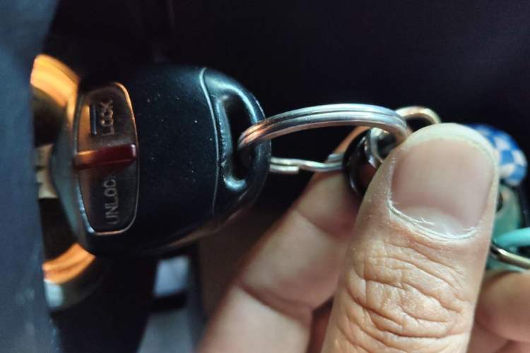 Used Mitsubishi Pajero 2011 3.0L Elite Edition Vehicle Key