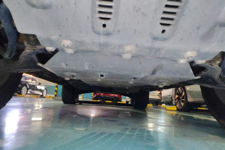 Used Mitsubishi Pajero 2012 3.0L Elite Upgrade Edition Chassis Front