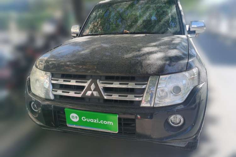 Used Mitsubishi Pajero 2012 3.0L Elite Edition Front