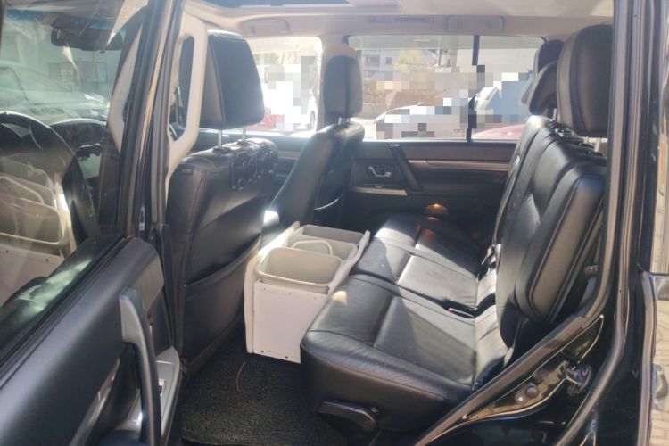 Used Mitsubishi Pajero 2012 3.0L Elite Edition Left Rear Seat