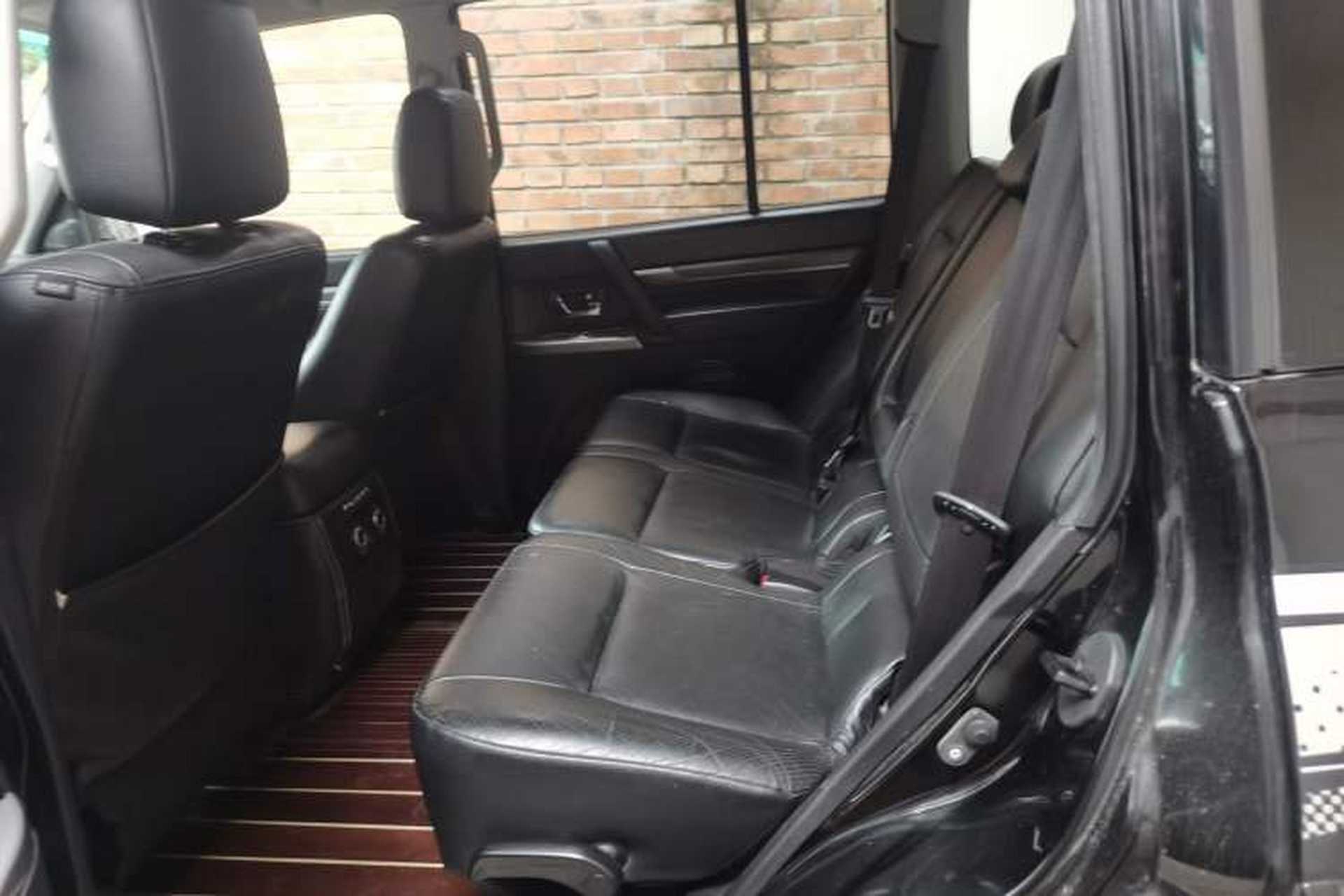 Used Mitsubishi Pajero 2012 3.0L Elite Upgrade Edition Left Rear Seat