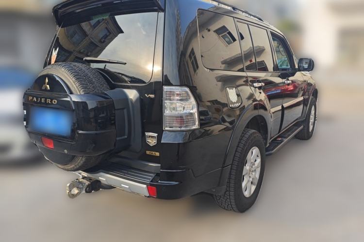 Used Mitsubishi Pajero 2012 3.0L Elite Upgrade Edition Rear Right 45 Deg