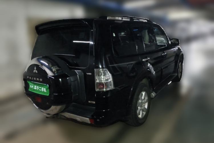 Used Mitsubishi Pajero 2012 3.0L Elite Edition Rear Right 45 Deg