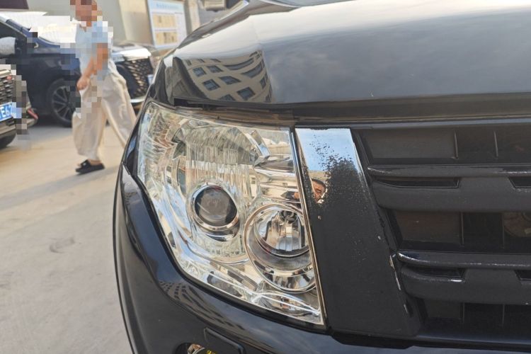 Used Mitsubishi Pajero 2012 3.0L Elite Upgrade Edition Right Front Headlight