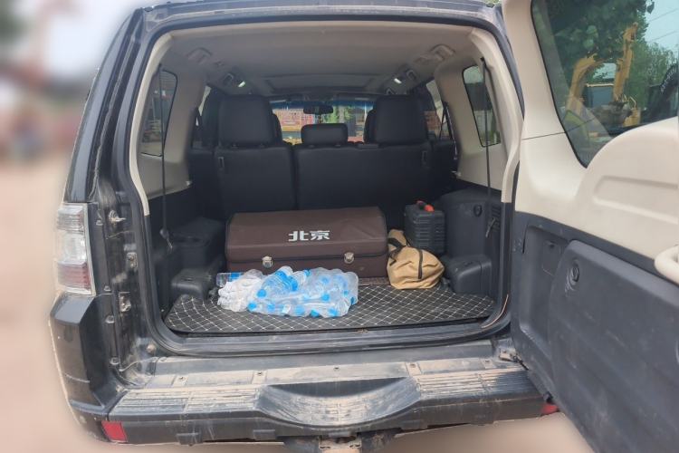 Used Mitsubishi Pajero 2012 3.0L Elite Upgrade Edition Trunk