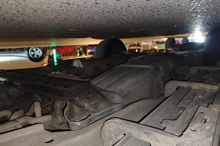 Used Mitsubishi Pajero 2012 3.0L Elite Upgrade Edition Chassis Front Right