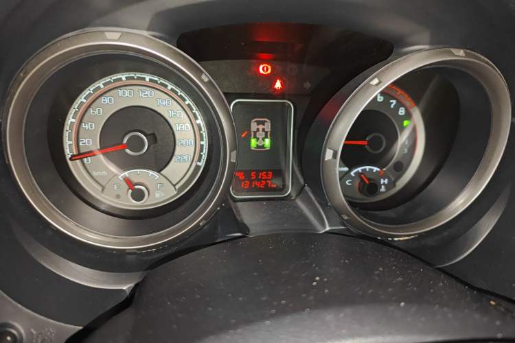 Used Mitsubishi Pajero 2012 3.0L Elite Upgrade Edition Odometer Close Up