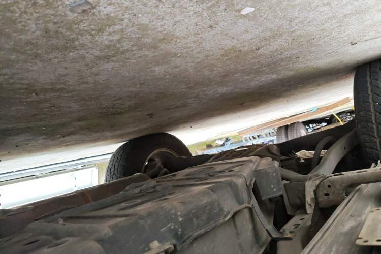 Used Mitsubishi Pajero 2012 3.0L Luxury Edition Chassis Front Right