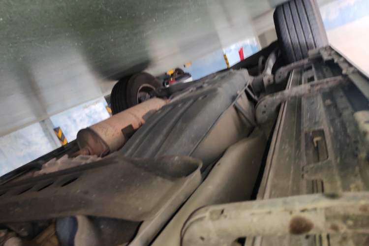 Used Mitsubishi Pajero  Chassis Front Right