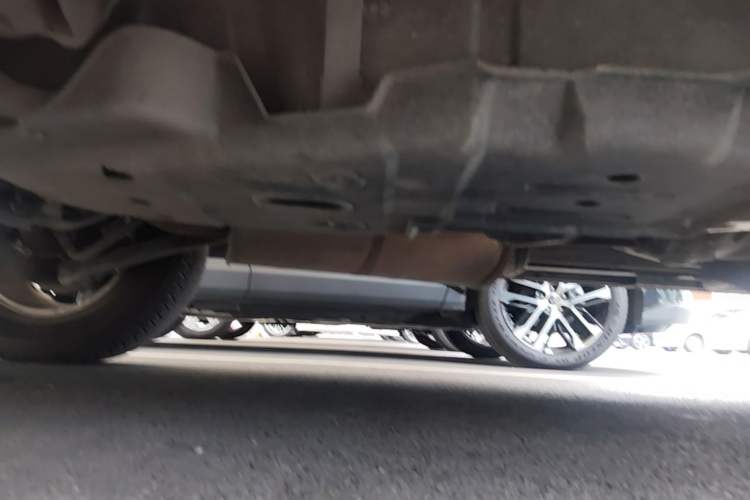 Used Mitsubishi Pajero 2012 3.0L Elite Upgrade Edition Chassis Rear Right