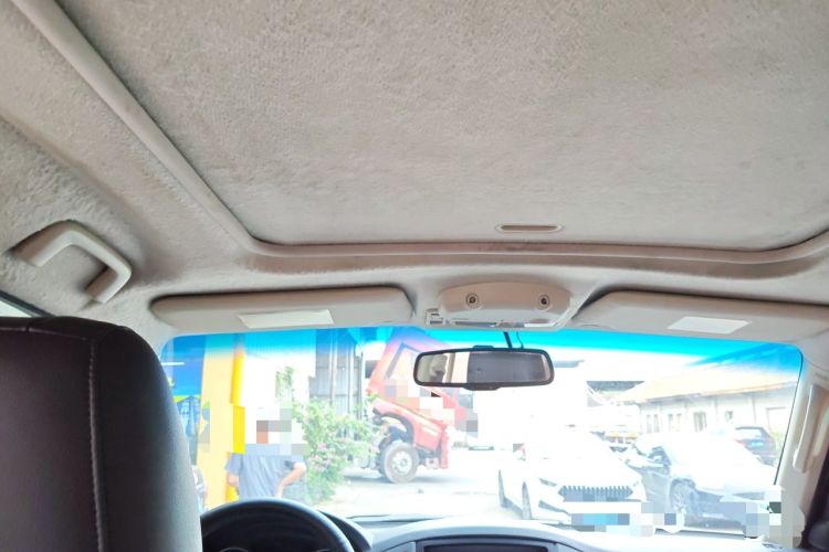 Used Mitsubishi Pajero 2012 3.0L Luxury Edition Headliner