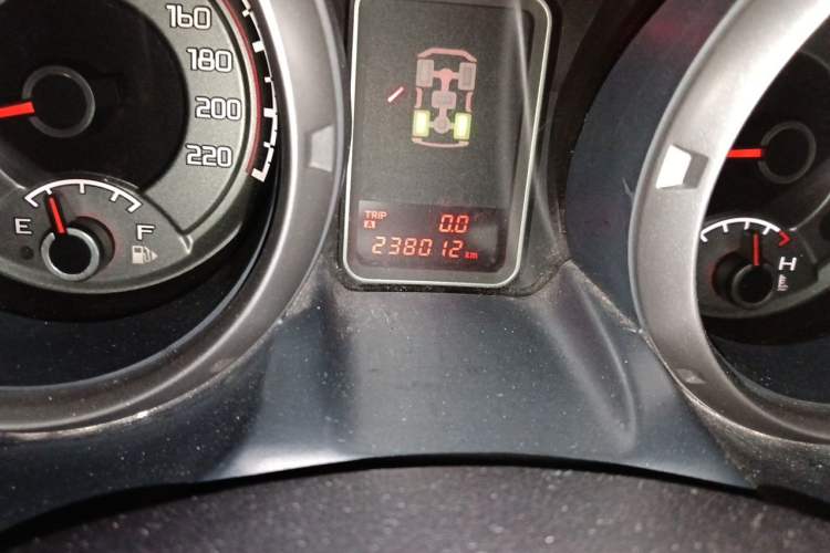 Used Mitsubishi Pajero 2012 3.0L Elite Edition Odometer Close Up