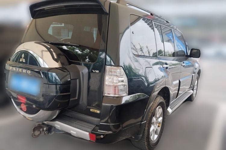 Used Mitsubishi Pajero 2012 3.0L Elite Upgrade Edition Rear Right 45 Deg