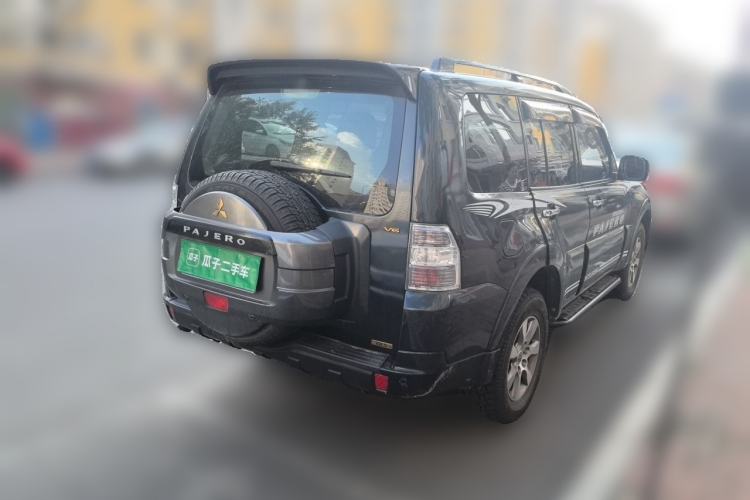 Used Mitsubishi Pajero 2012 3.0L Elite Edition Rear Right 45 Deg