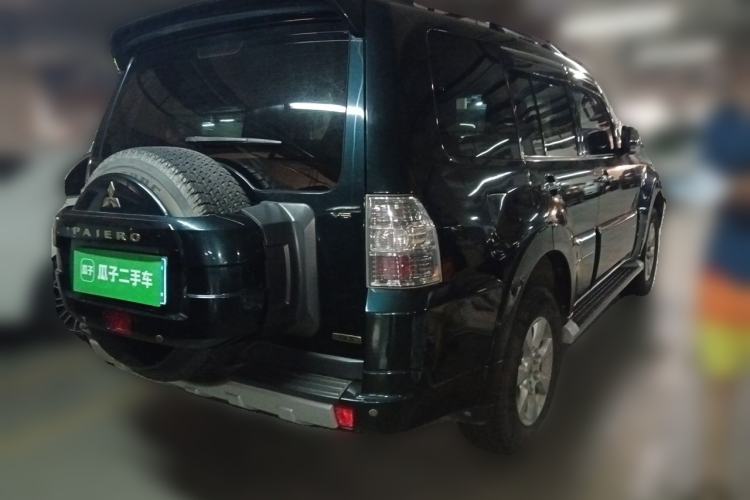 Used Mitsubishi Pajero 2012 3.0L Elite Edition Rear Right 45 Deg