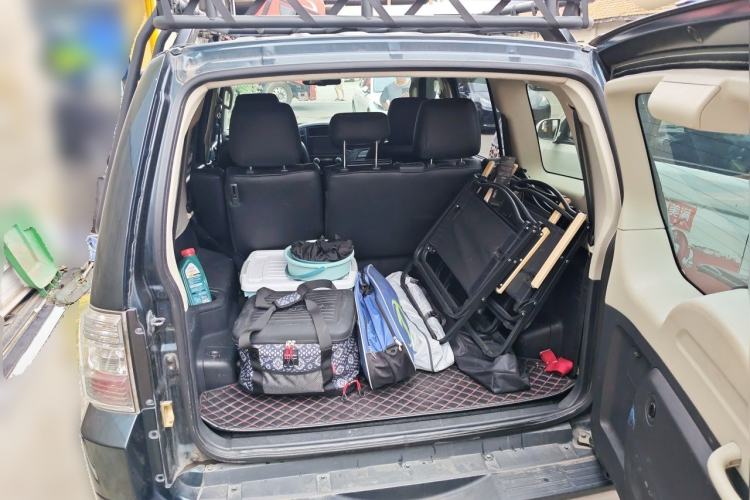 Used Mitsubishi Pajero 2012 3.0L Luxury Edition Trunk