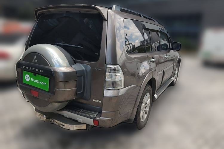 Used Mitsubishi Pajero 2012 3.0L Elite Edition Rear Right 45 Deg
