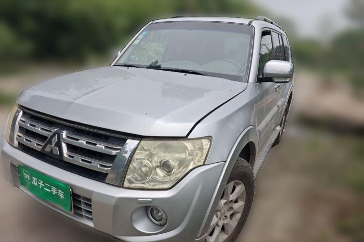 Used Mitsubishi Pajero 2012 3.0L Elite Edition Guazi used car, China used car export, Used car for sale, Used  cars, Cheapest cars for sale