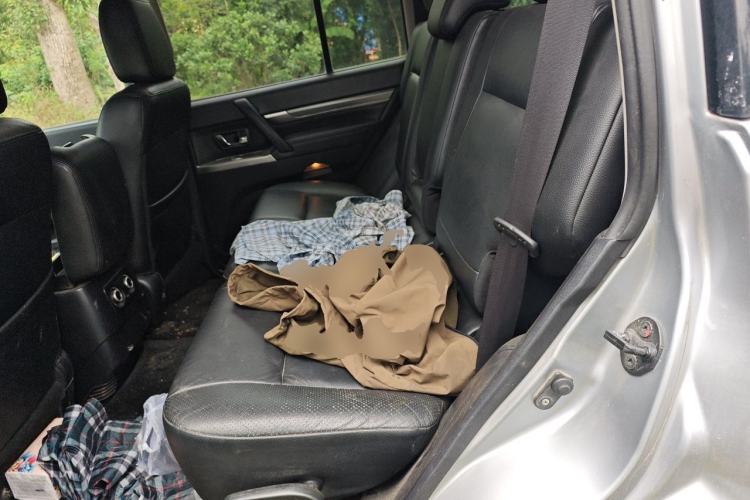 Used Mitsubishi Pajero 2012 3.0L Elite Edition Left Rear Seat