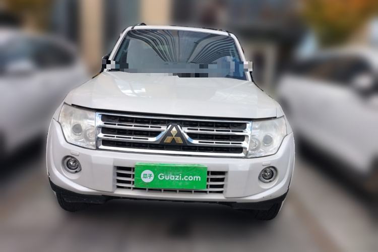 Used Mitsubishi Pajero 2012 3.0L Elite Upgrade Edition Front