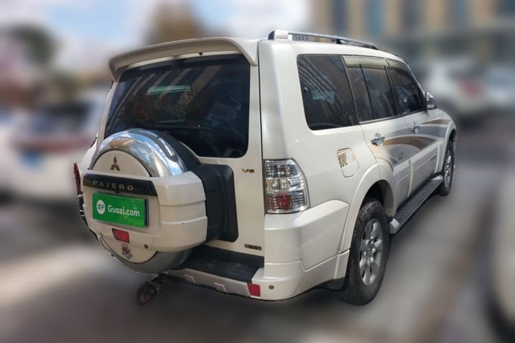 Used Mitsubishi Pajero 2012 3.0L Elite Upgrade Edition Rear Right 45 Deg
