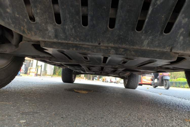 Used Mitsubishi Pajero 2014 3.0L Elite Upgrade Edition Chassis Front