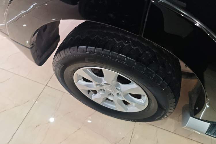 Used Mitsubishi Pajero 2014 3.0L Elite Edition Exterior 8