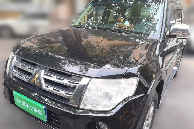 Used Mitsubishi Pajero 2014 3.0L Elite Upgrade Edition Guazi used car, China used car export, Used car for sale, Used cars, Cheapest cars for sale