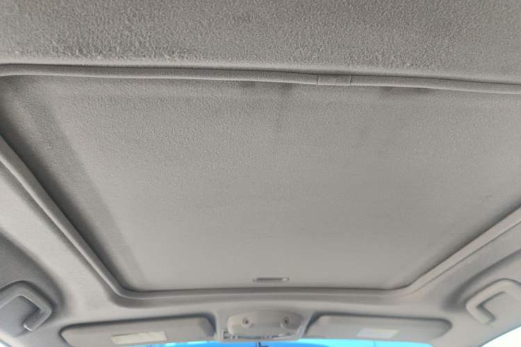 Used Mitsubishi Pajero 2014 3.0L Elite Edition Headliner