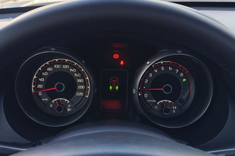 Used Mitsubishi Pajero 2014 3.0L Elite Edition Instrument Cluster