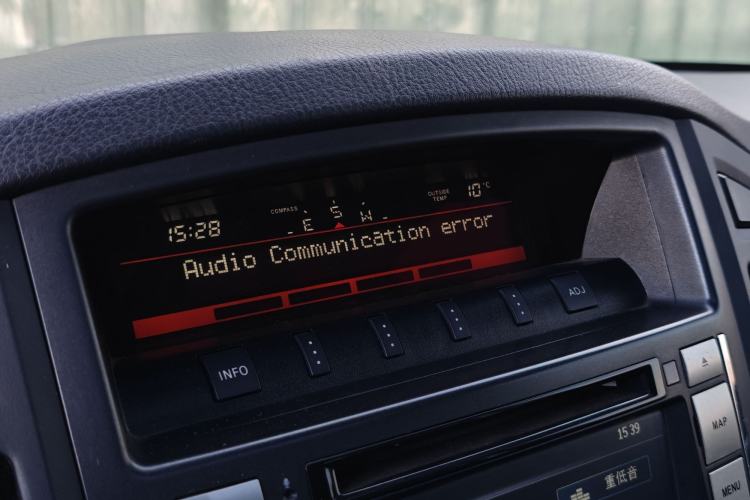 Used Mitsubishi Pajero 2014 3.0L Elite Edition Interior 5